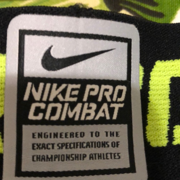 Nike Pro Combat Pro Hyperstrong Baseball Sliders - Picture 7 of 7